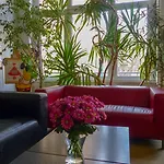 Transit Loft Hotel