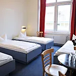 Transit Loft Szálloda 3*