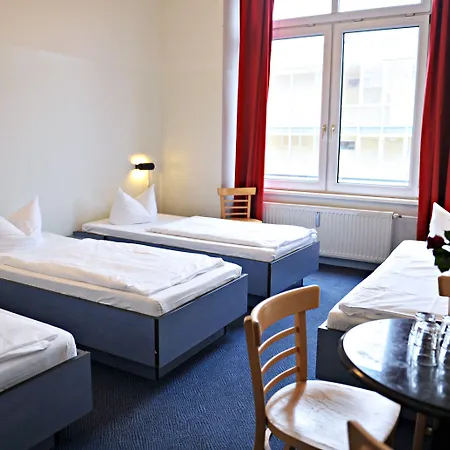 Transit Loft Hotel 3*