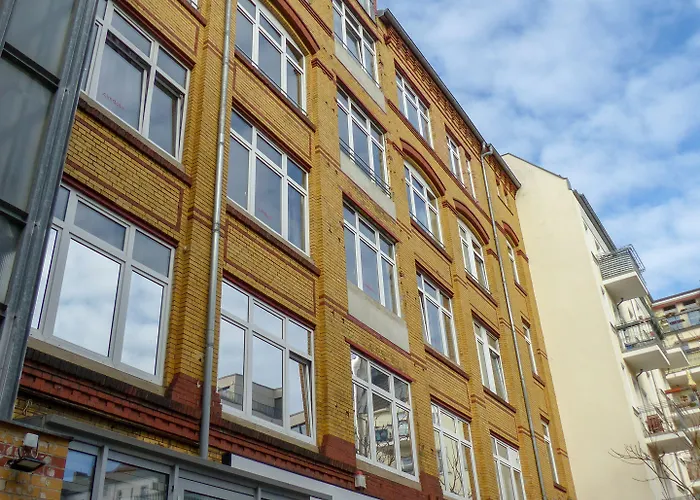 ترانزيت لوفت 3*