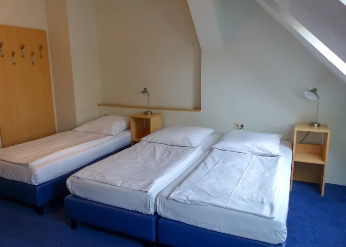 ترانزيت لوفت 3*